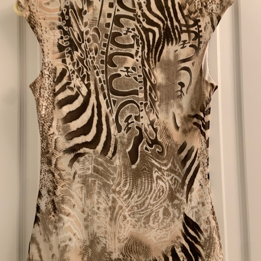 Brown and Cream Asymmetrical Blouse with Tie Front - Picture 5 of 6
